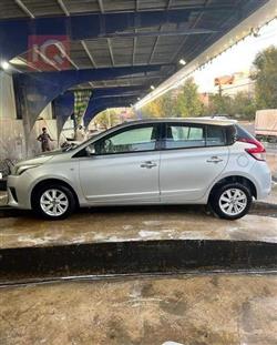 تۆیۆتا یارس